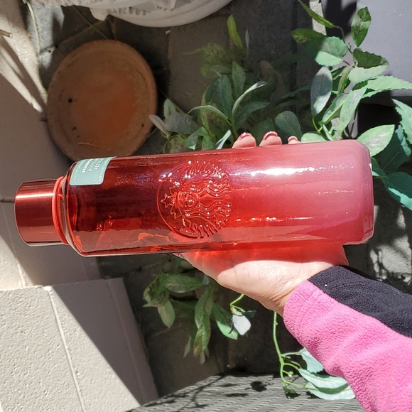 Starbucks Other - NWT 2022 Starbucks Valentines red gradient water bottle